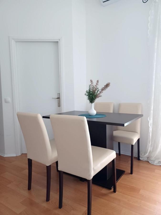 Doana Apartments Vir Luaran gambar